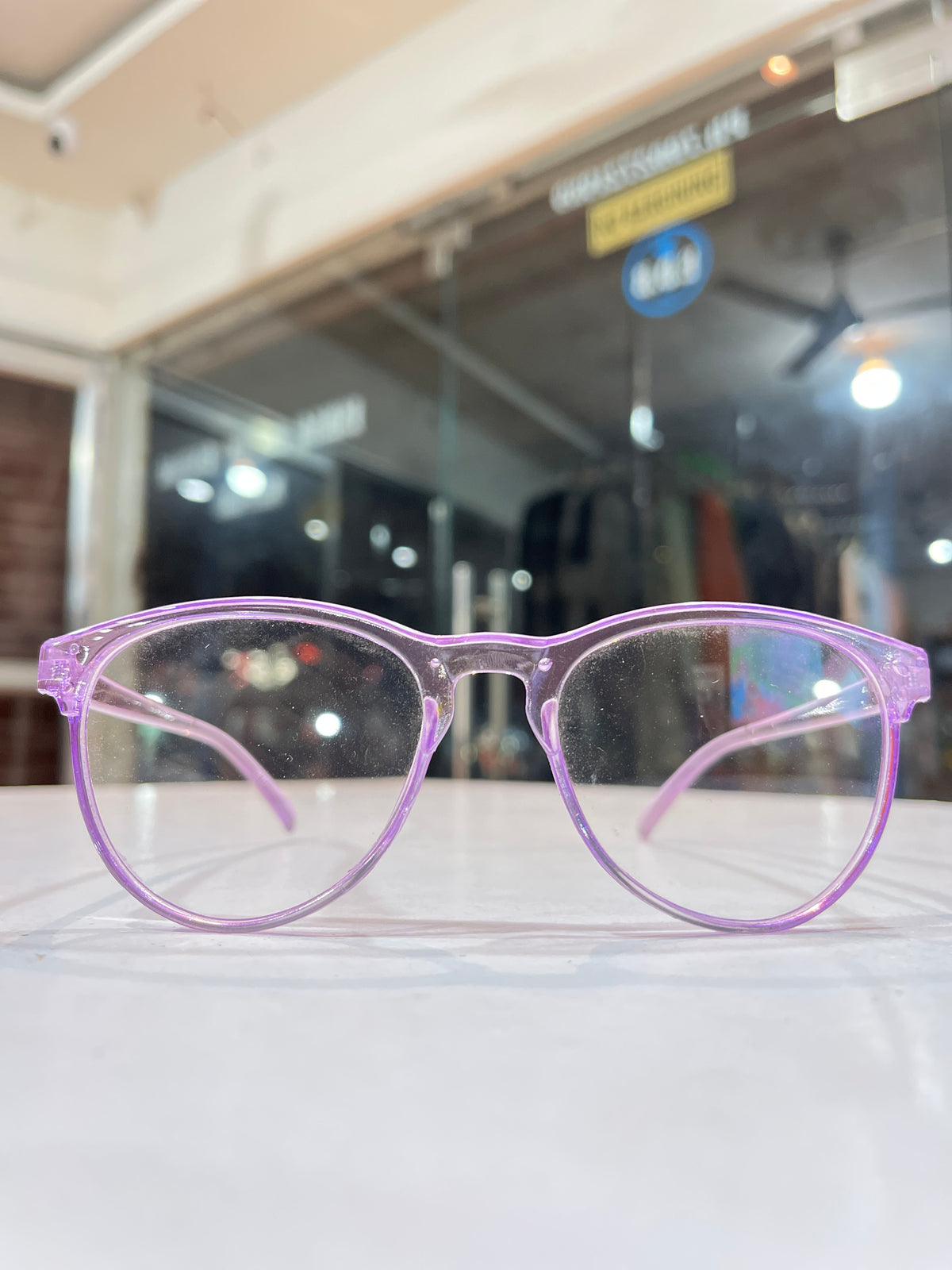 Trendy Unisex Fashion Frame