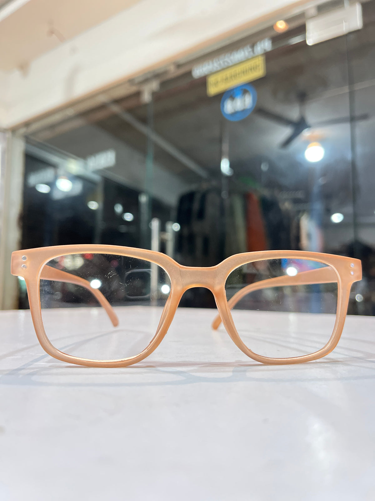 Trendy Unisex Fashion Frame